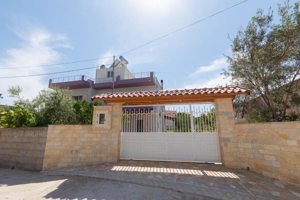 Premier Guest House Vlorë Εξωτερικό φωτογραφία