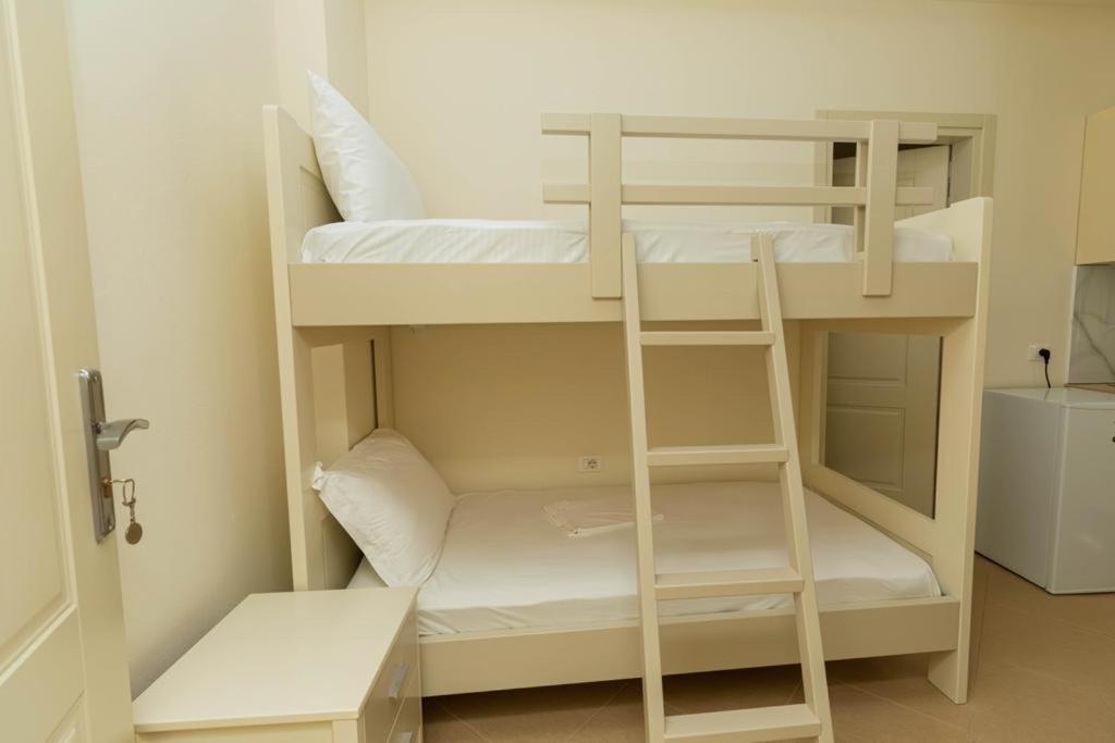 Premier Guest House Vlorë Εξωτερικό φωτογραφία